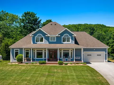 13295 Blue Shr, Traverse City, MI 49686
