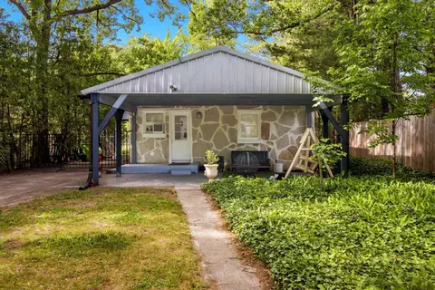 1024 Carver, Traverse City, MI 49686