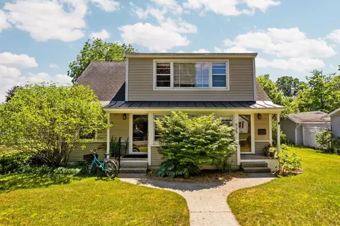 535 W Twelfth, Traverse City, MI 49684
