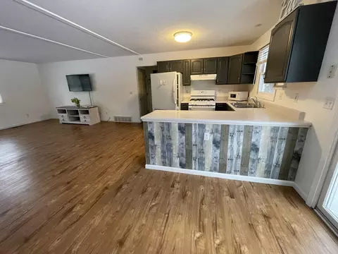 10511 Lake Of The Woods, Alden, MI 49612