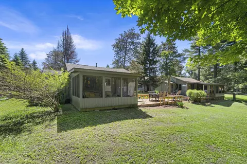 711 N Intermediate Lk, Central Lake, MI 49622