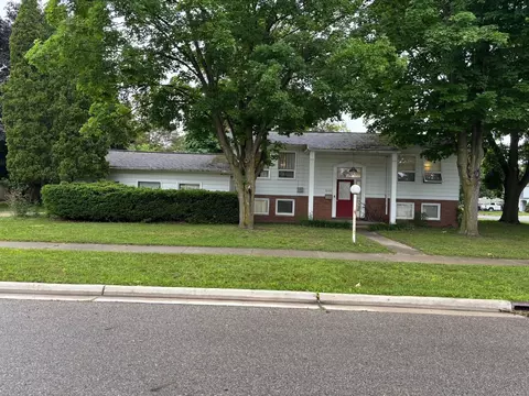 250 Purdy, Alma, MI 48801