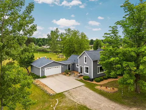 4223 Vance, Traverse City, MI 49685