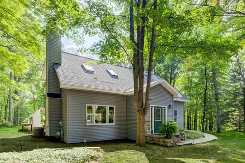 10019 Skiver, Traverse City, MI 49685