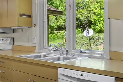 Kitchen - 2747 S Good Hbr, Cedar, MI 49621 photo 5 of 5