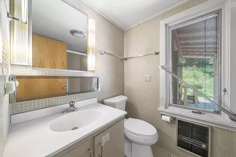 Bath - 2747 S Good Hbr, Cedar, MI 49621 photo 4 of 4