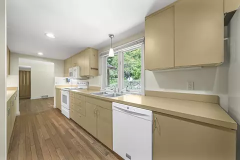 Kitchen - 2747 S Good Hbr, Cedar, MI 49621 photo 1 of 5