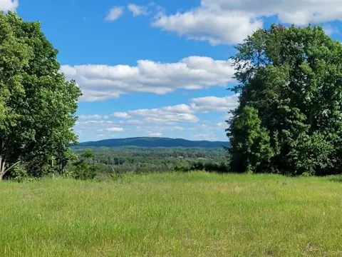 0 W 12 12, Mesick, MI 49668