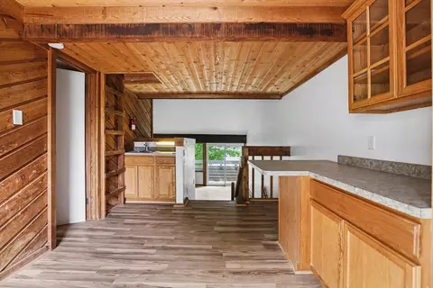 Entry Way - 5000 Townhouse, Cedar, MI 49621 photo 1 of 3
