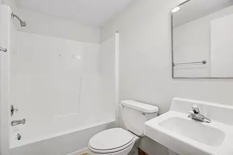 Bath - 5000 Townhouse, Cedar, MI 49621 photo 1 of 2