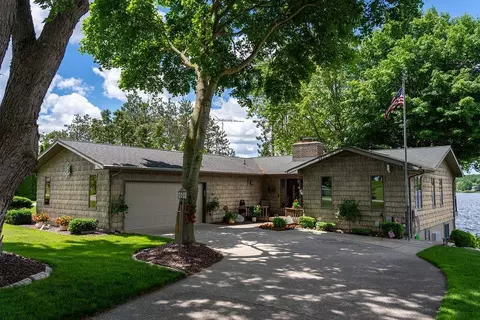 1056 Clubhouse, Lake Isabella, MI 48893