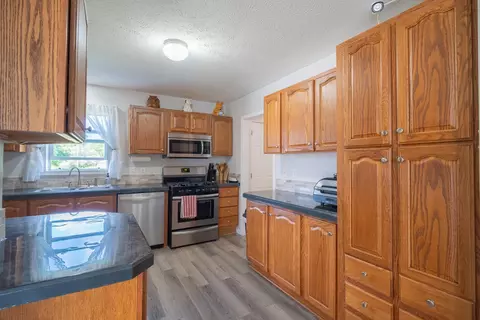 630 Lennon, Gladwin, MI 48624 photo 17