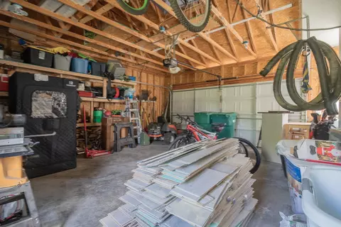 630 Lennon, Gladwin, MI 48624 photo 39