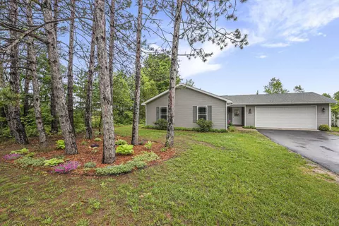 4564 Blair Townhall, Traverse City, MI 49685