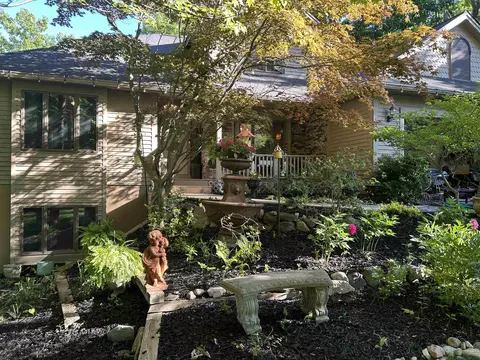 2910 Cedarwood, Traverse City, MI 49686