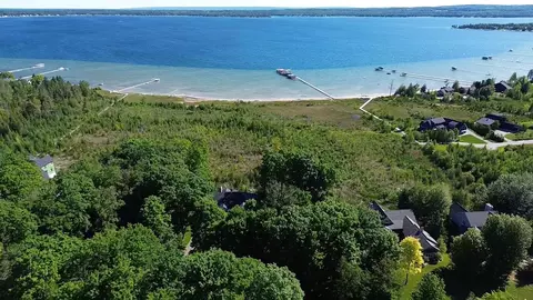 00 Robins, Charlevoix, MI 49720 photo 15