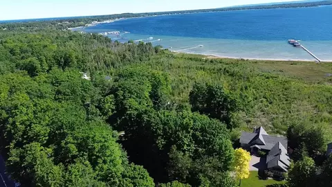 00 Robins, Charlevoix, MI 49720 photo 16
