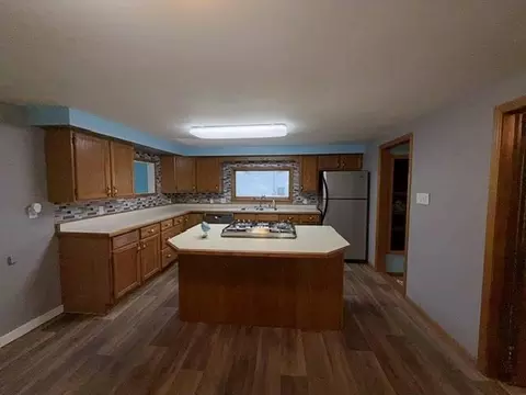 210 S S Pne, Marion, MI 49665 photo 5