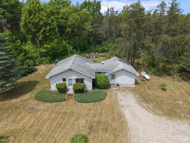 14764 Cinder, Beulah, MI 49617