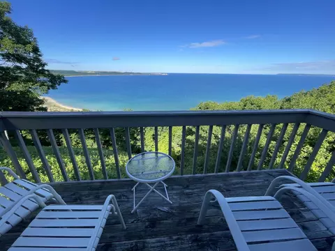 4 Pinnacle # A, Glen Arbor, MI 49636