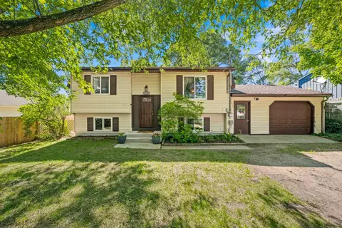 3313 Mapel, Traverse City, MI 49684