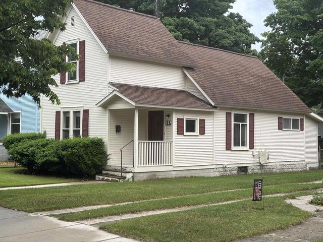 215 W Tenth, Traverse City, MI 49684