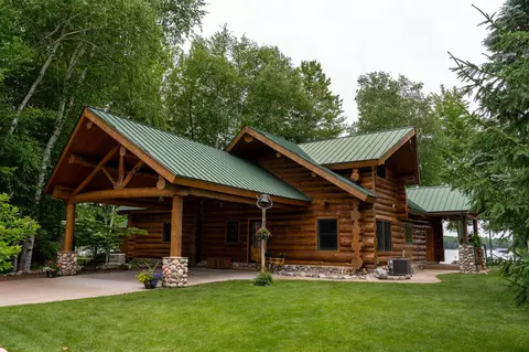 2095 Middle Hvn, Gladwin, MI 48624