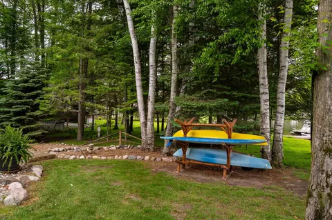 Exterior - 2095 Middle Hvn, Gladwin, MI 48624 photo 16 of 27