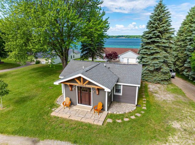 10862 Torchlight #2 & 3 : 2 & 3, Central Lake, MI 49622