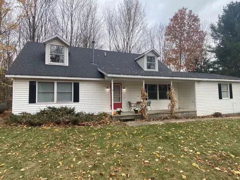 12134 Jonathon, Rapid City, MI 49676
