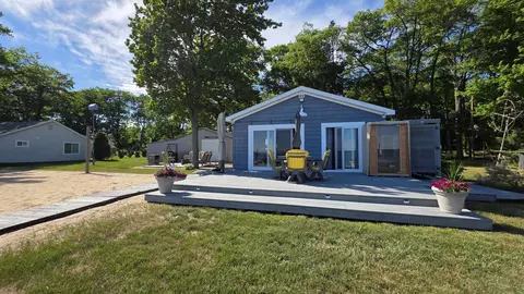 Exterior - 3804 E Michigan #LOT : 13-14, Au Gres, MI 48703 photo 2 of 10