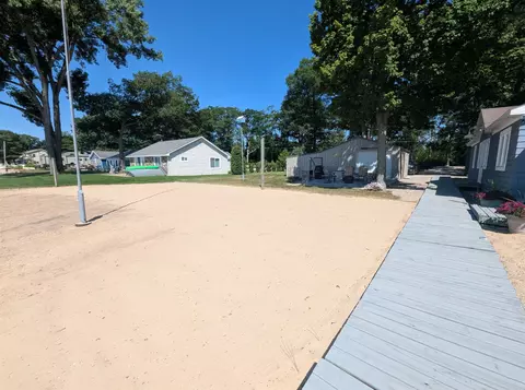 Exterior - 3804 E Michigan #LOT : 13-14, Au Gres, MI 48703 photo 4 of 10