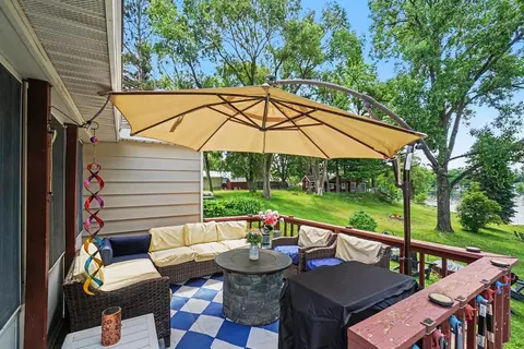 6736 Ridge, Harrison, MI 48625 photo 3