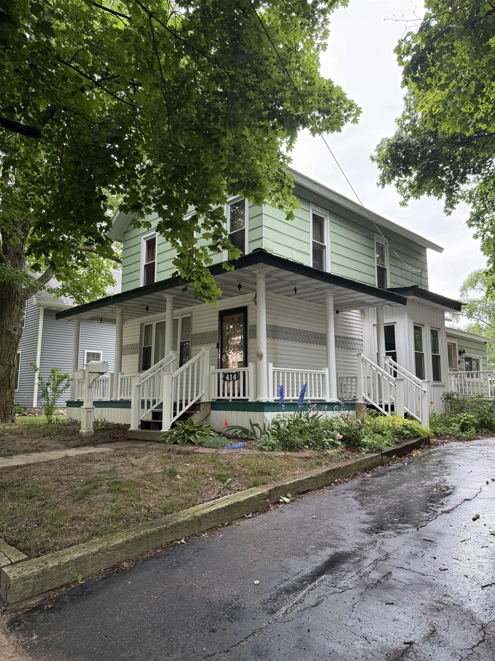 414 N Maple, Ithaca, MI 48847 photo 2