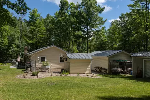 Exterior - 7692 Lakeview, Harrison, MI 48625 photo 3 of 7