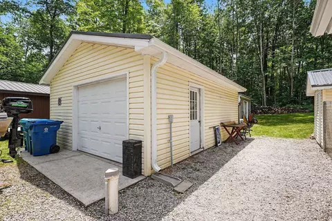 Exterior - 7692 Lakeview, Harrison, MI 48625 photo 4 of 7