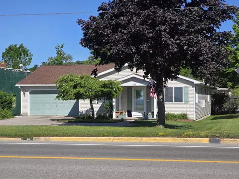 808 W W Lk, Tawas City, MI 48763