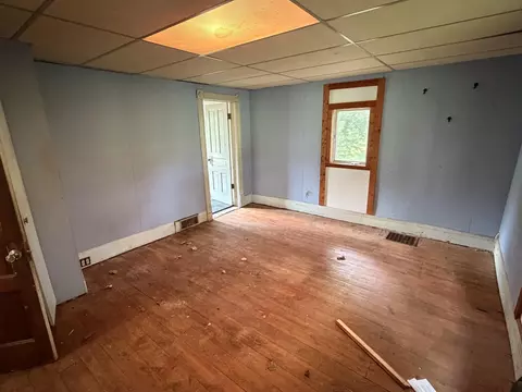 Bedroom - 10260 E Coe, Saint Louis, MI 48880 photo 1 of 5
