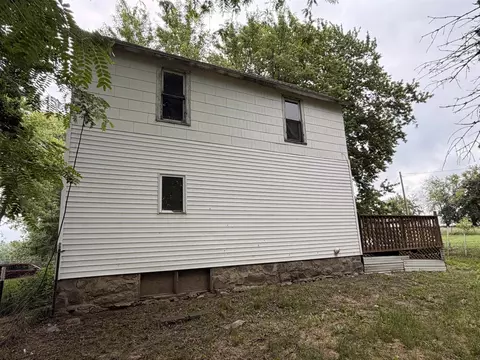 Exterior - 10260 E Coe, Saint Louis, MI 48880 photo 2 of 5