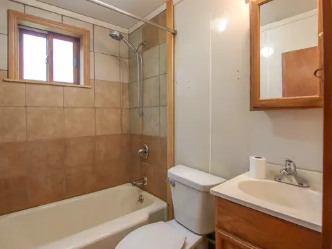 Bath - 21935 Read, Copemish, MI 49625 photo 2 of 2