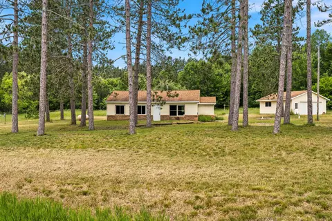 2655 E County Line, Kingsley, MI 49649
