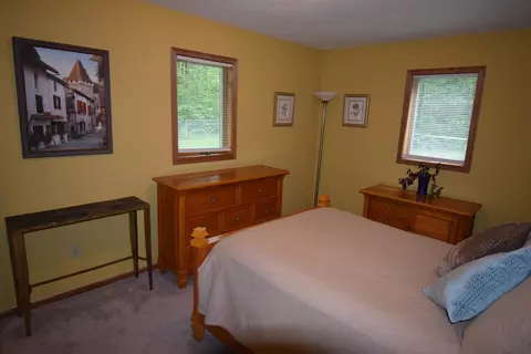 Bedroom - 3300 E Arnold Lk, Harrison, MI 48625 photo 2 of 5
