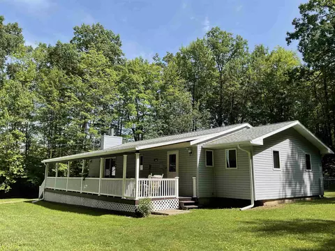 3300 E Arnold Lk, Harrison, MI 48625