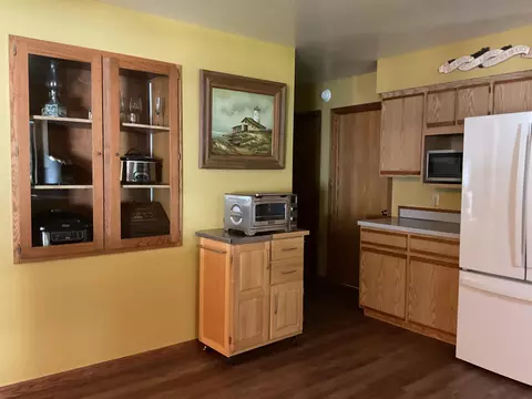 Kitchen - 3300 E Arnold Lk, Harrison, MI 48625 photo 1 of 9