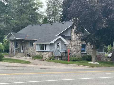 613 E Cayuga, Bellaire, MI 49615