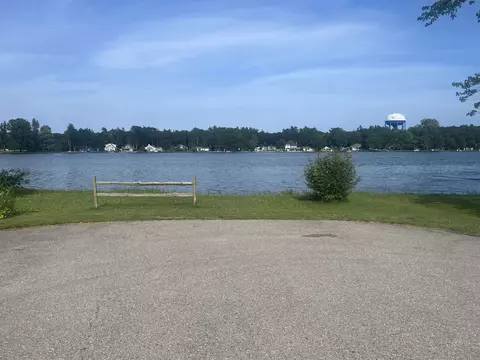 Teal, Oscoda, MI 48750 photo 10