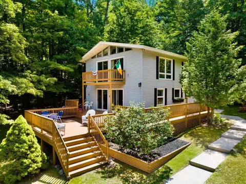7066 Crystal Spgs, Bellaire, MI 49615