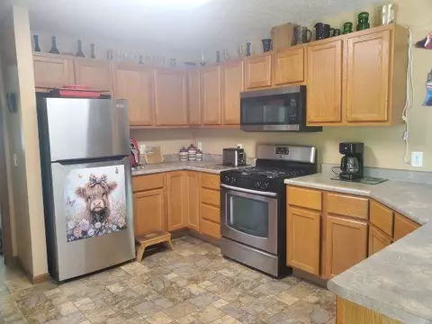 Kitchen - 965 Saganing, Bentley, MI 48613 photo 2 of 2