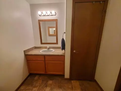 Bath - 965 Saganing, Bentley, MI 48613 photo 2 of 4