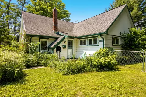 123 E Sixteenth, Traverse City, MI 49684